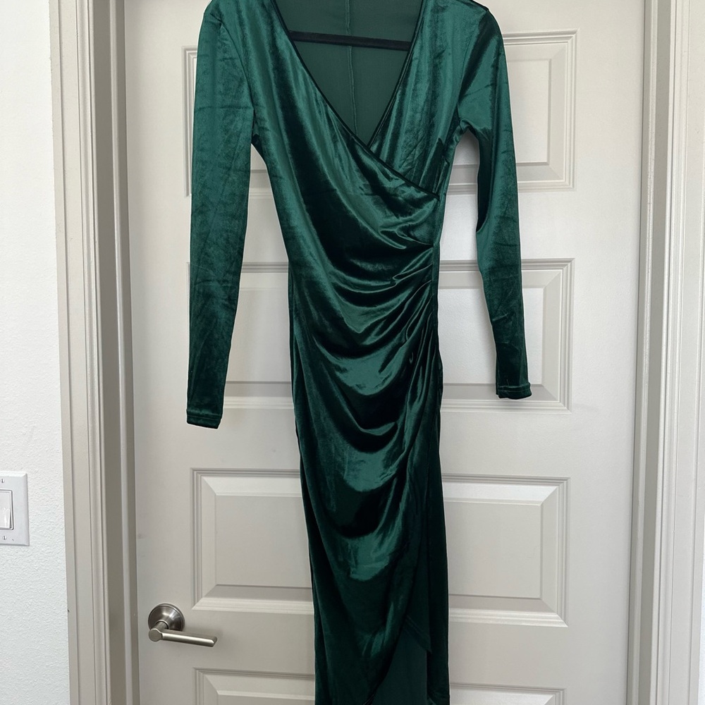 Emerald Green Ruched Long Sleeve Bodycon Dress